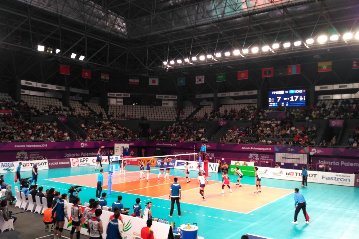 Tim voli putri Kazakhstan menang setelah babak ke empat
