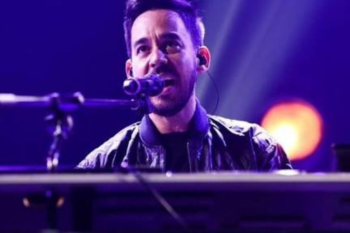 Perjuangan Mike Shinoda kembali bermusik pasca-kematian Chester Bennington