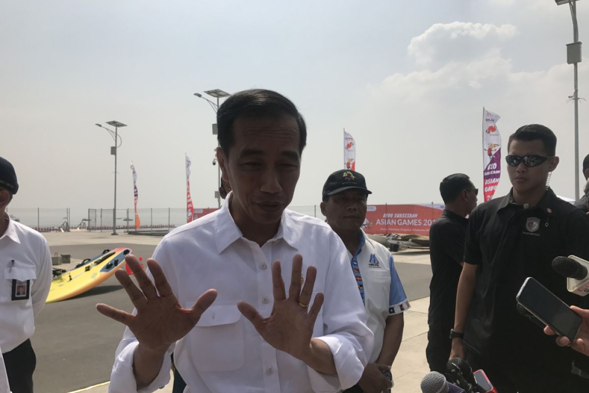 Soal daftar capres, Jokowi: Hanya saya yang tahu