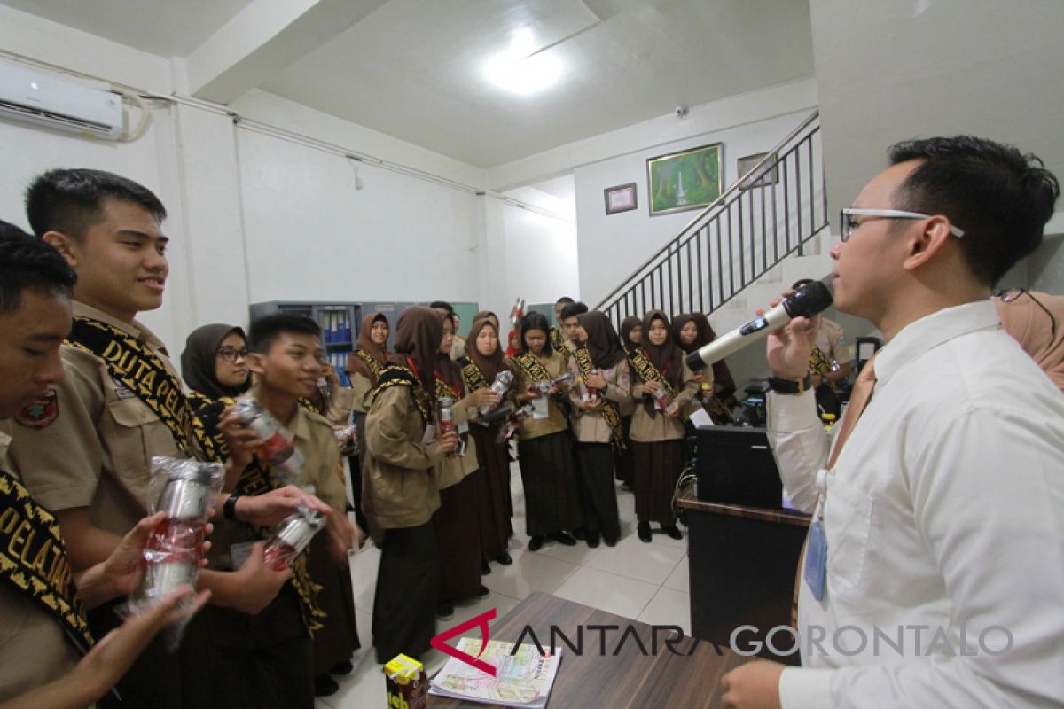 BUMN Hadir - Jamkrindo dan Perumnas Kenalkan BUMN ke Siswa Asal Lampung
