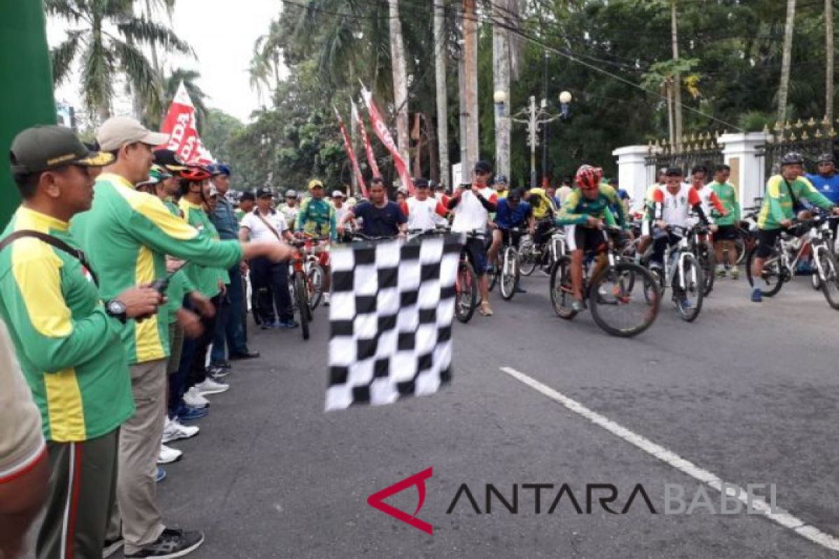 Ribuan warga Pangkalpinang ikuti jalan santai Korem 045 Garuda Jaya