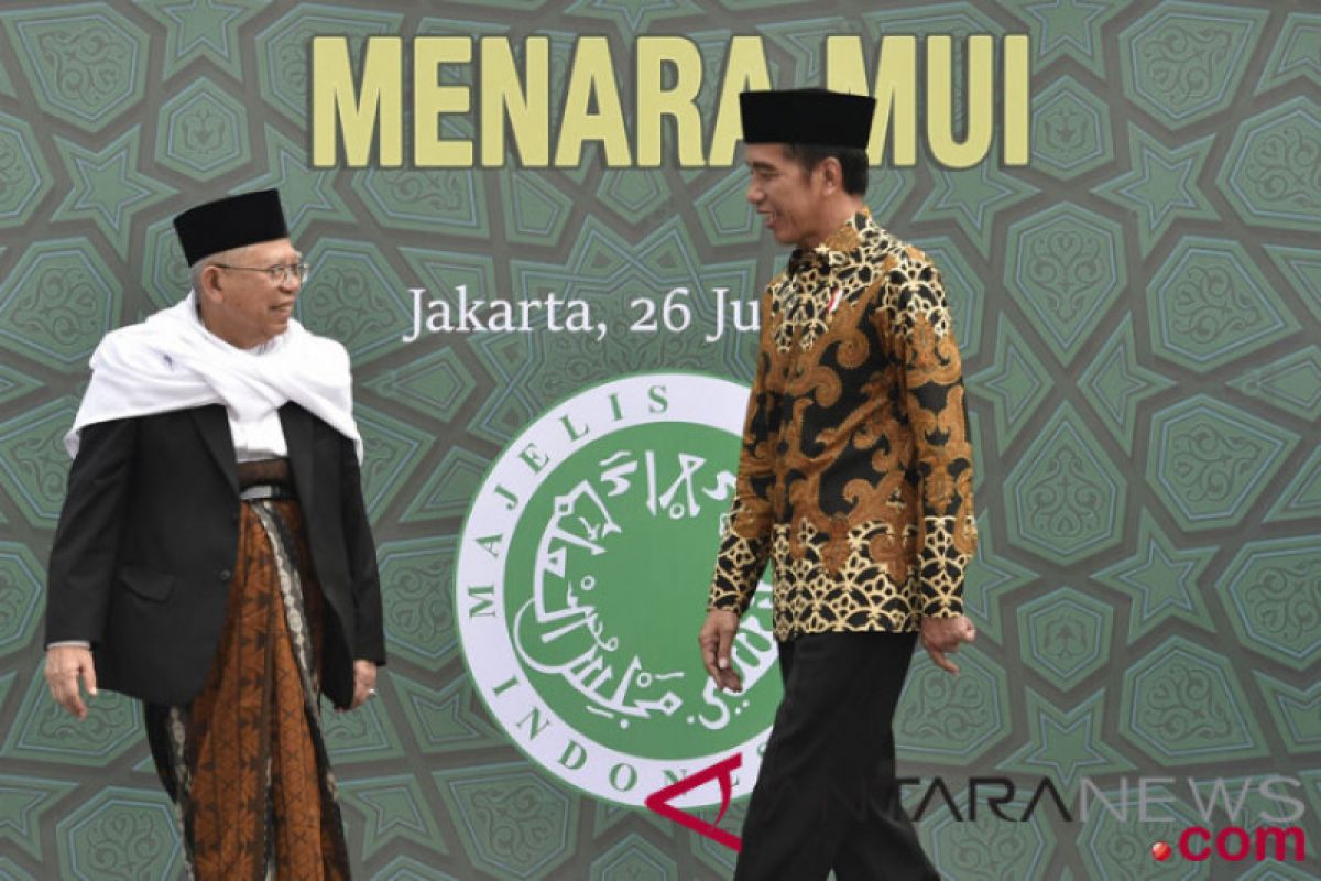 Ma`ruf Amin Kaji Tafsir Jalalain Bersama Santri