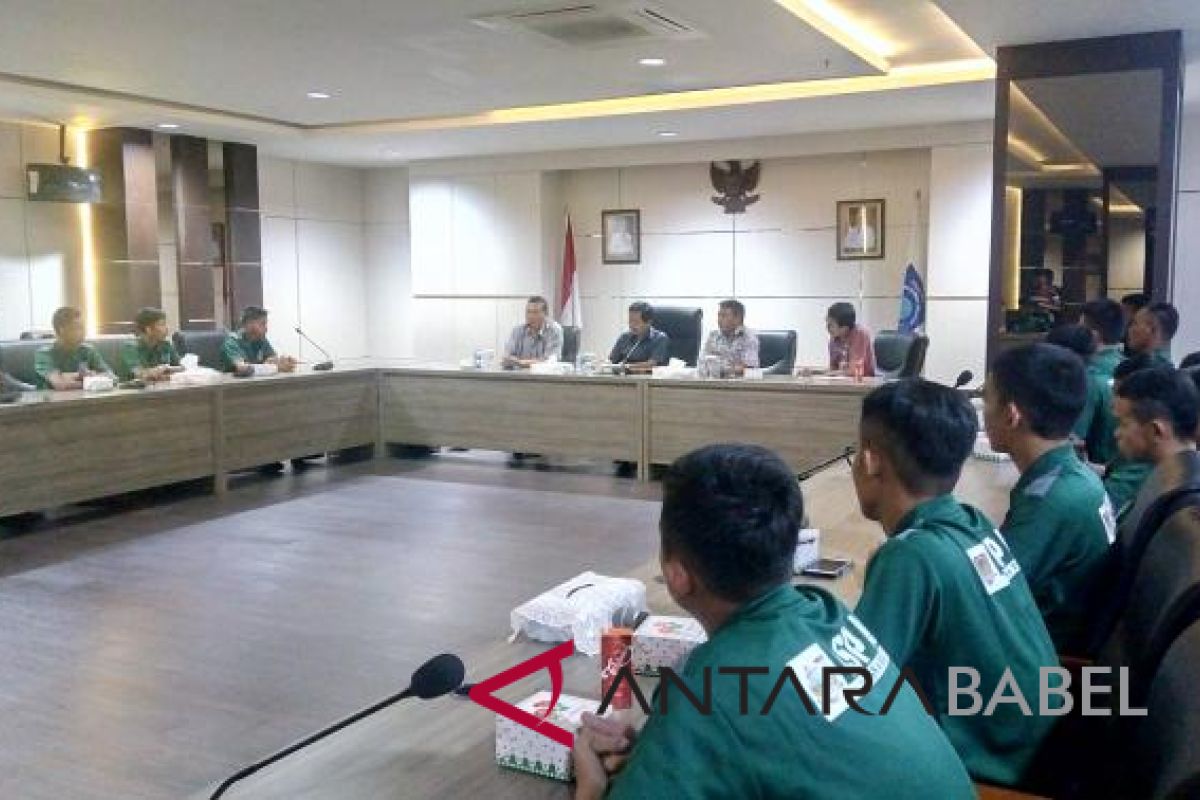 Wagub Abdul Fatah lepas kontingen liga pelajar