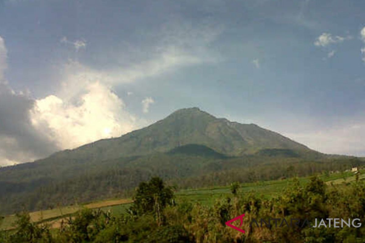 Muncul kubah lava baru Merapi, Masyarakat diimbau waspada