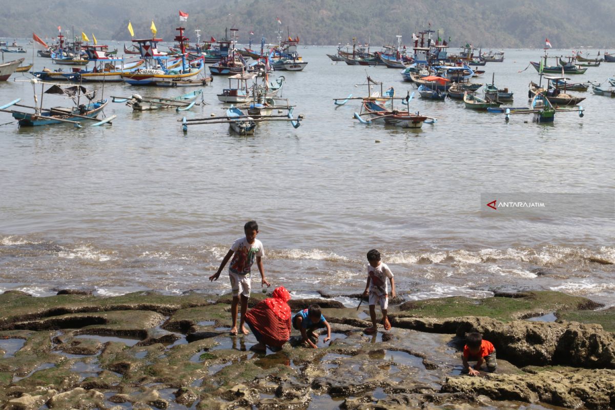 Polda Jatim Simulasi Penanggulangan Tsunami di Banyuwangi