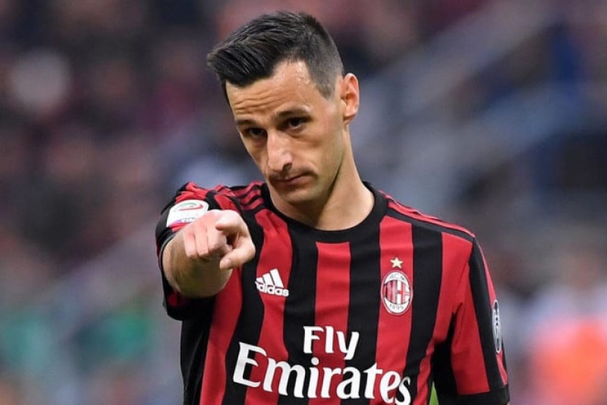 Atletico Madrid perkuat serangan dengan rekrut Kalinic dari Milan