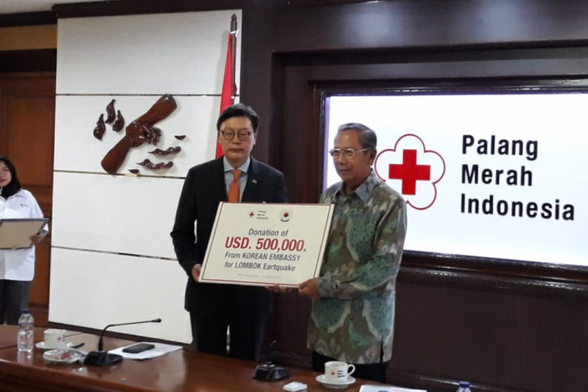 PMI Galang Donor Darah Untuk Korban Gempa