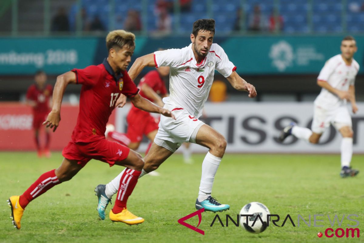 Palestina tundukkan Laos 2-1