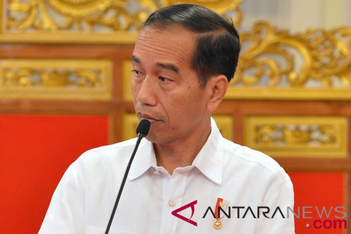 Jokowi: Tunjangan Guru Dihapus Itu 