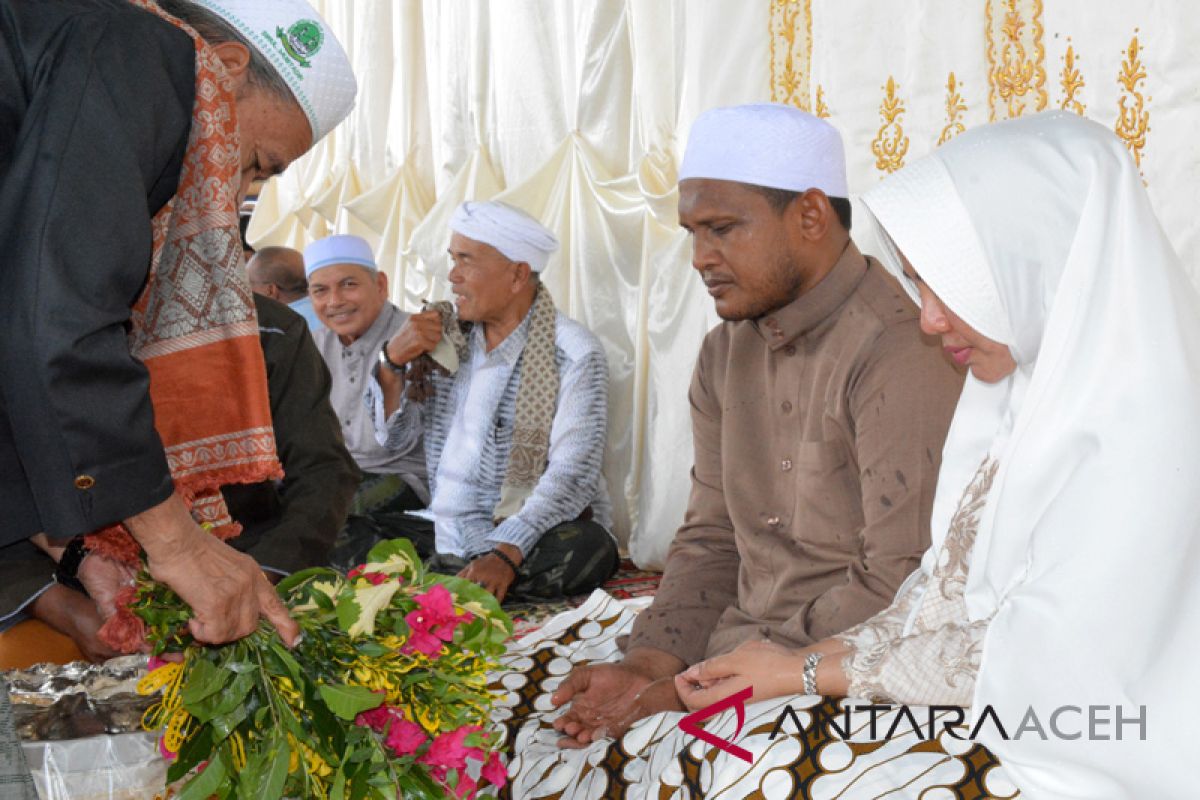 Bupati Aceh Timur tunaikan ibadah haji