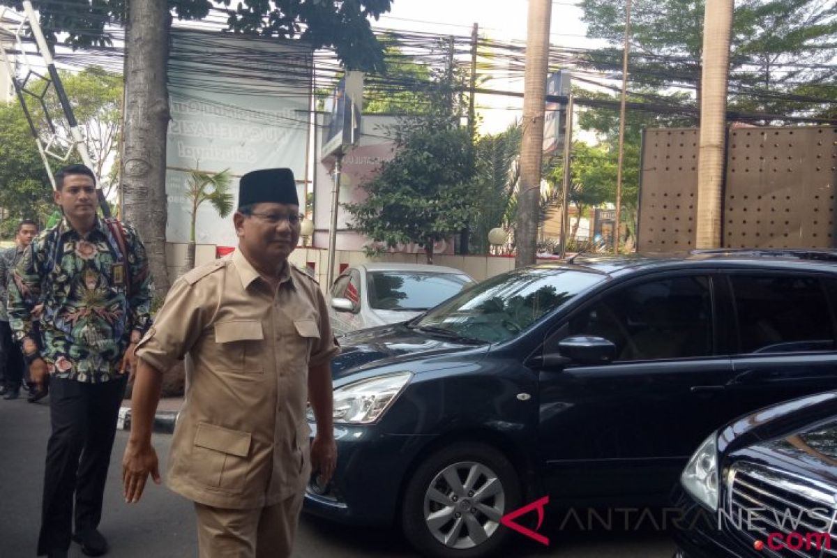 Prabowo Dan Sandiaga Temui PBNU