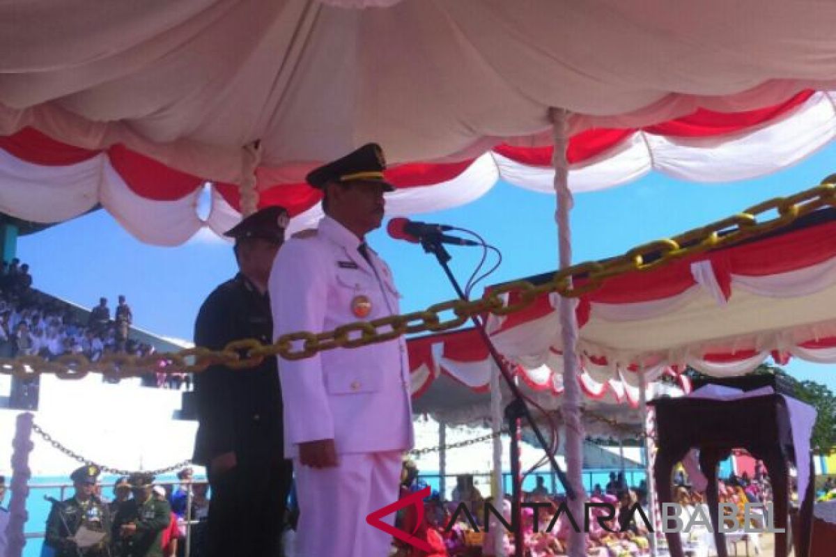 Bupati Sahani Saleh pimpin upacara HUT RI di Belitung