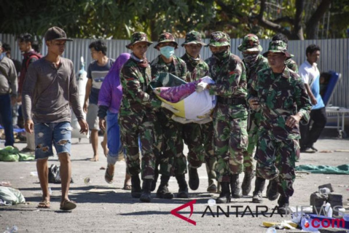 Panglima TNI tinjau posko bantuan gempa Lombok