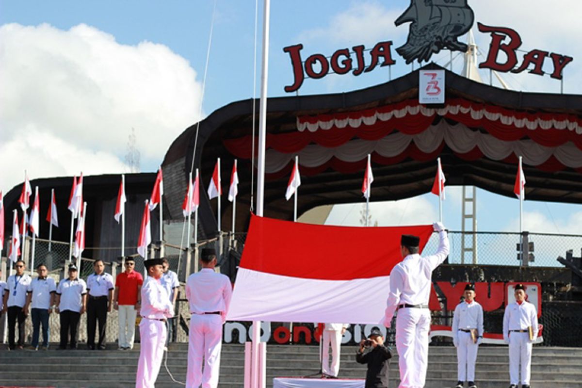 17 Bergada kibarkan Merah Putih di Jogja Bay