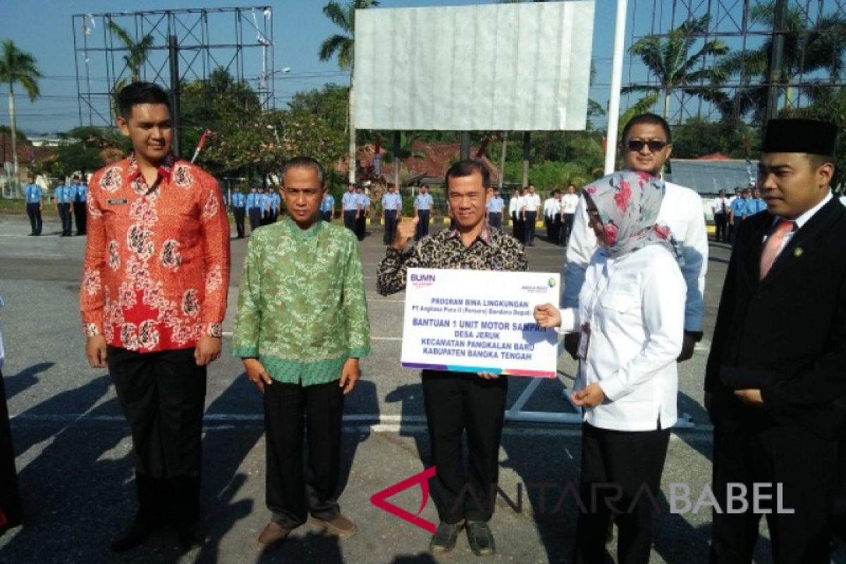 AP II Pangkalpinang berikan bantuan dua motor sampah