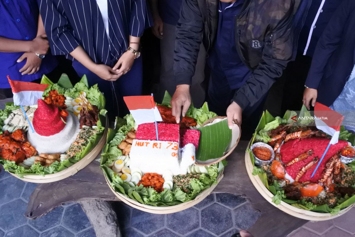 Tumpeng Merah Putih