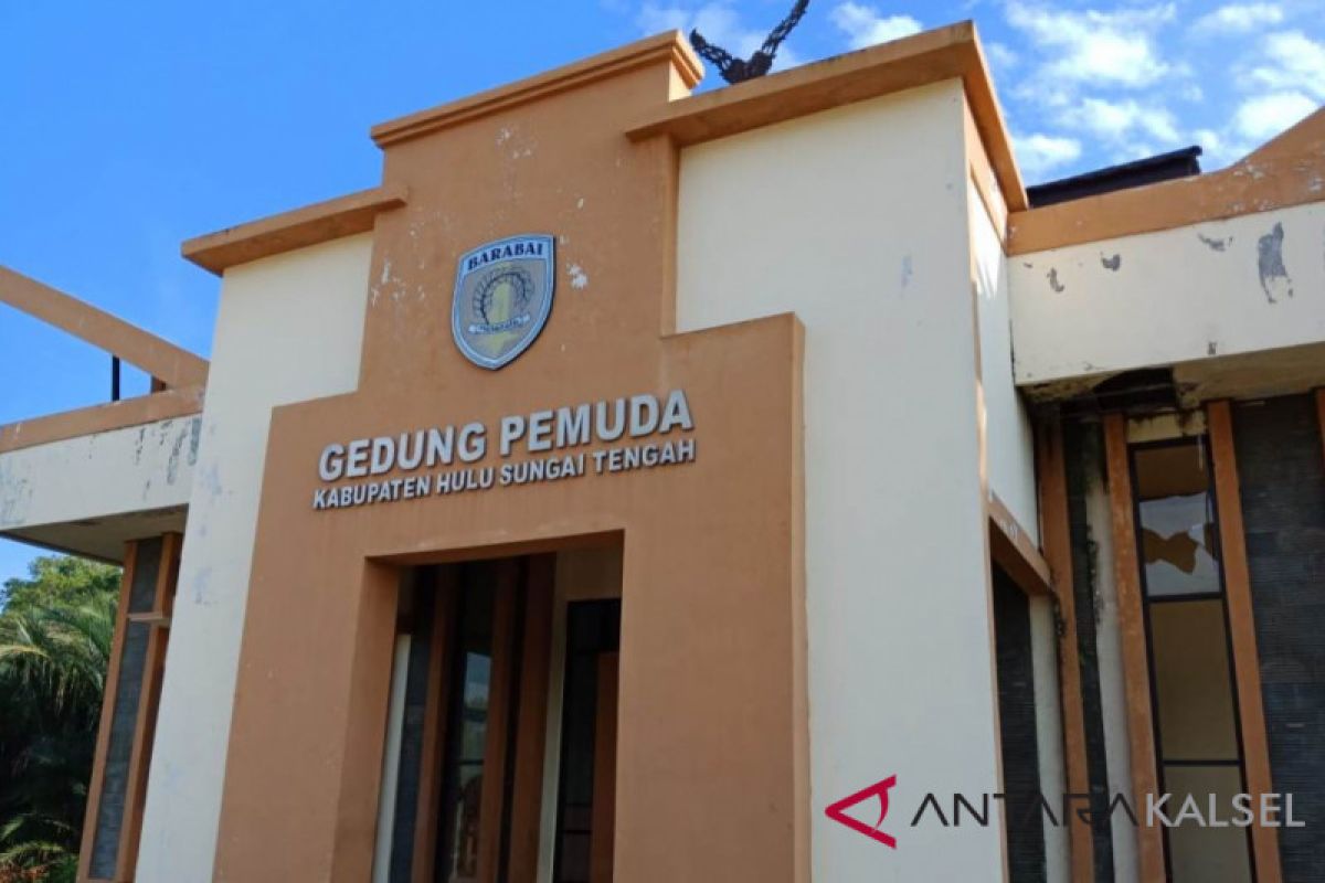 Tokoh senior harapkan pengurus KNPI manfaatkan Gedung Pemuda HST