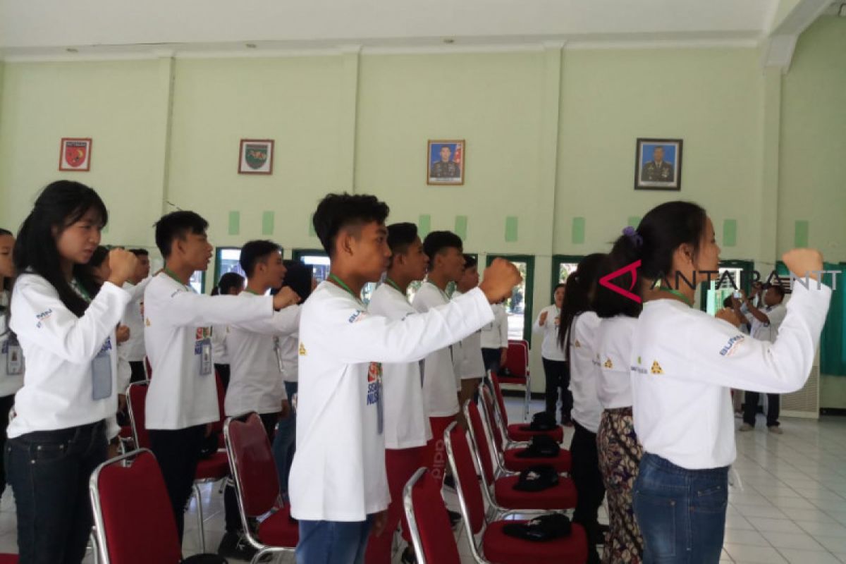 TNI gembleng peserta SMN dari Manado