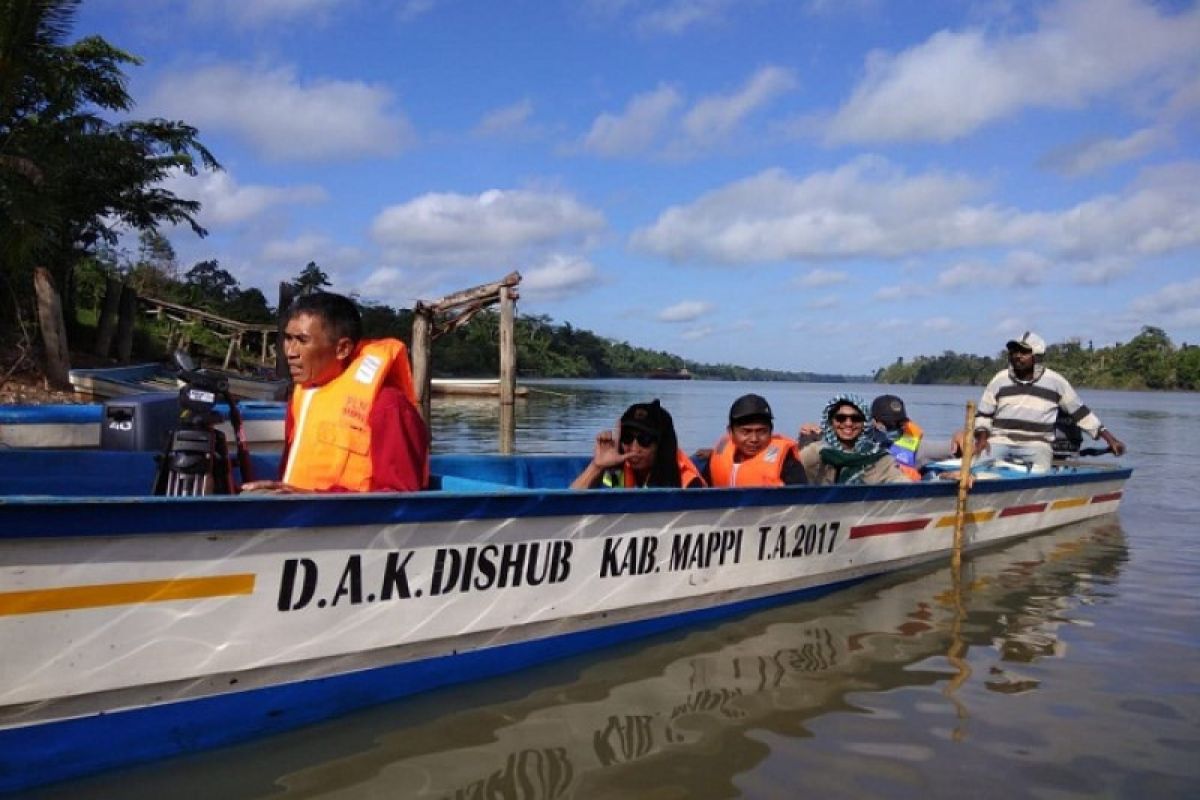 Tim ekspedisi Papua Terang survei 292 kampung