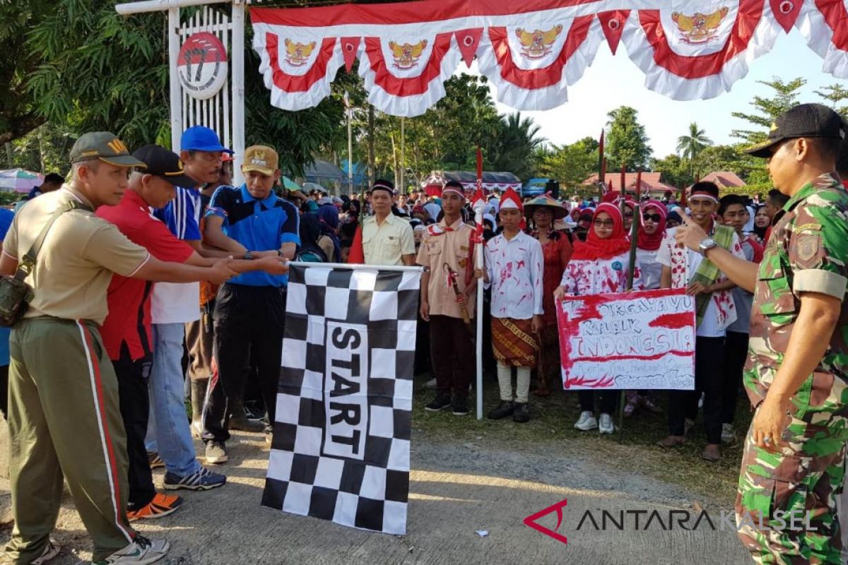 Video - PT SLS dan Pemerintah Kecamatan Kelumpang gelar pesta rakyat