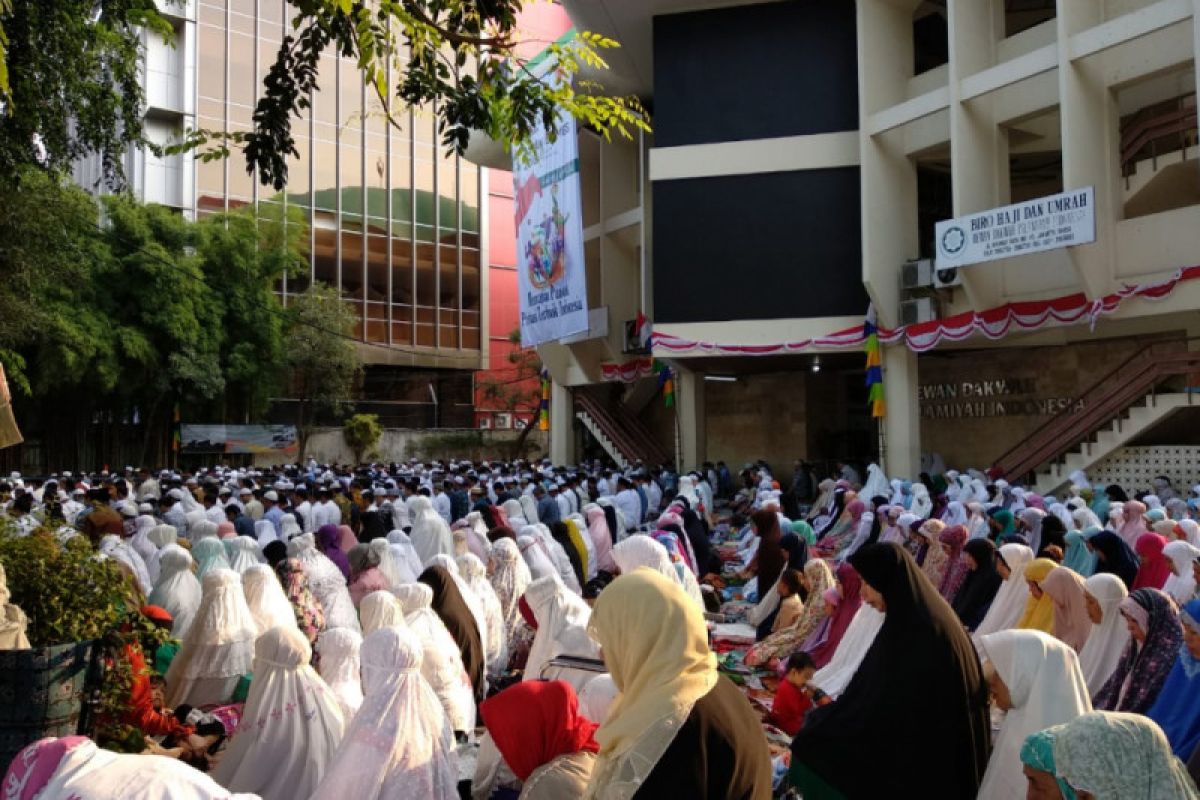 Warga MTA Temanggung shalat Idul Adha