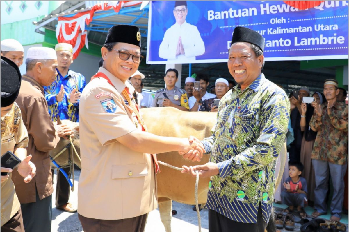 Berkurban, Gubernur Sumbang 2 Sapi di Tarakan