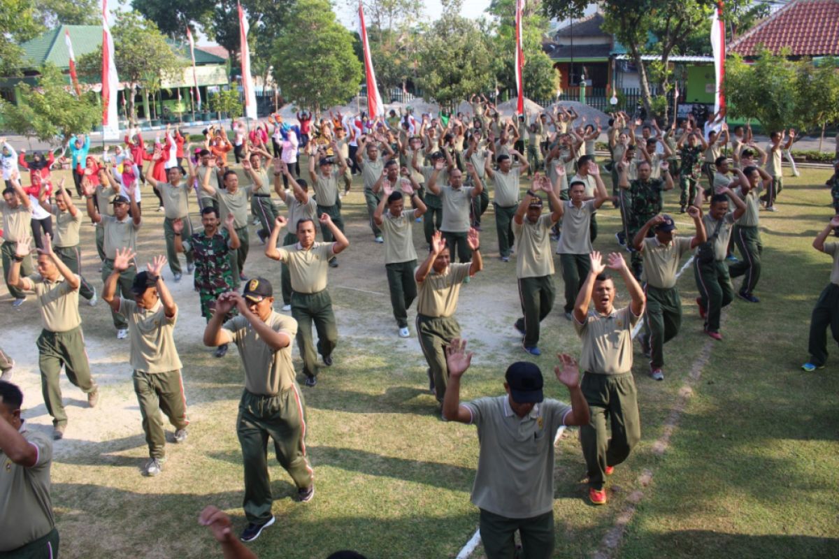 Jajaran Kodim Ponorogo Latihan Tari Siap Pecahkan Rekor MURI