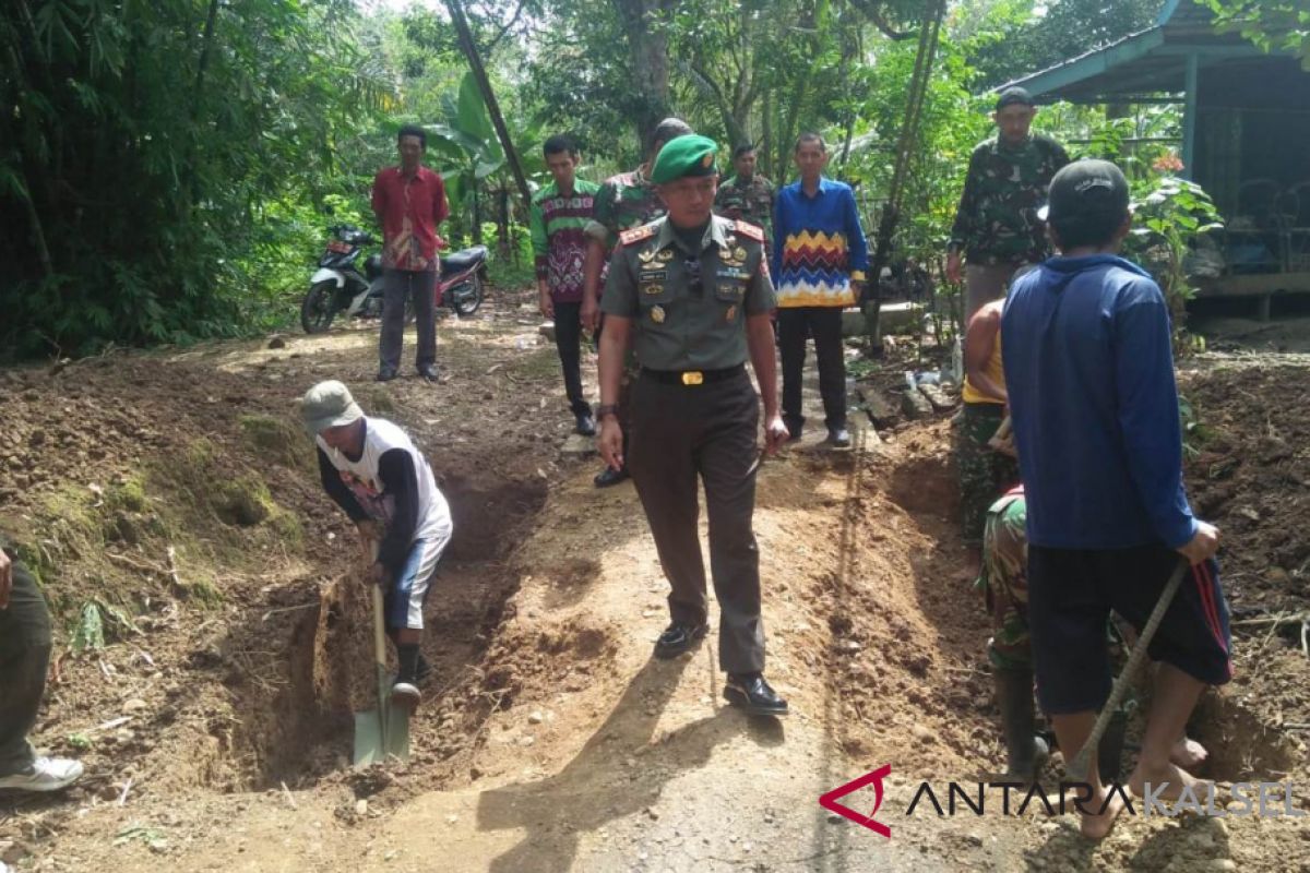 Dandim Kandangan percepat rehabilitasi jembatan gantung Telaga Langsat