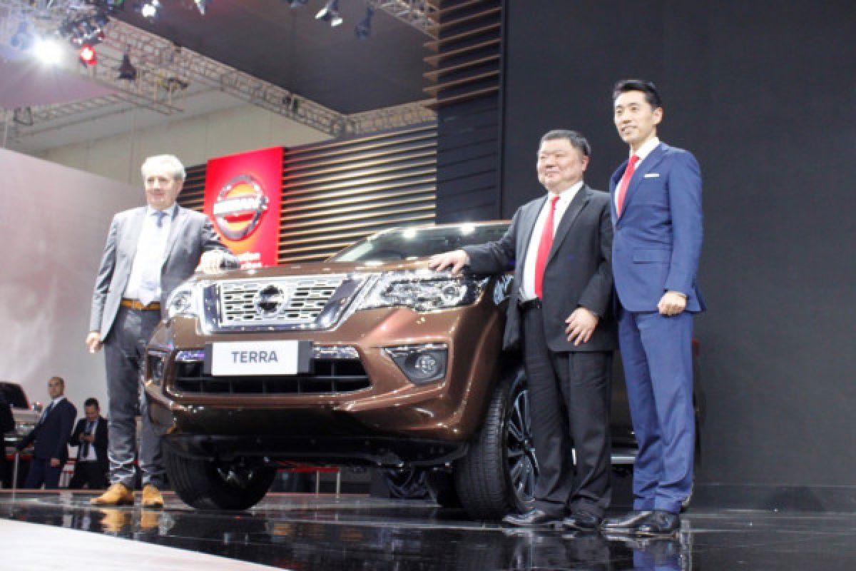 Nissan luncurkan Terra sebagai penantang Fortuner dan Pajero
