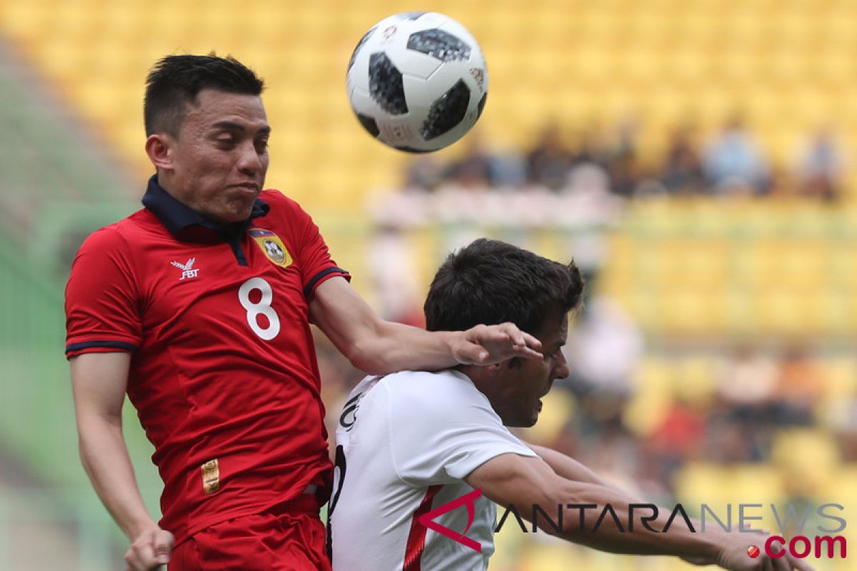 Sepak bola - Hong Kong sementara unggul 2-0 atas Laos