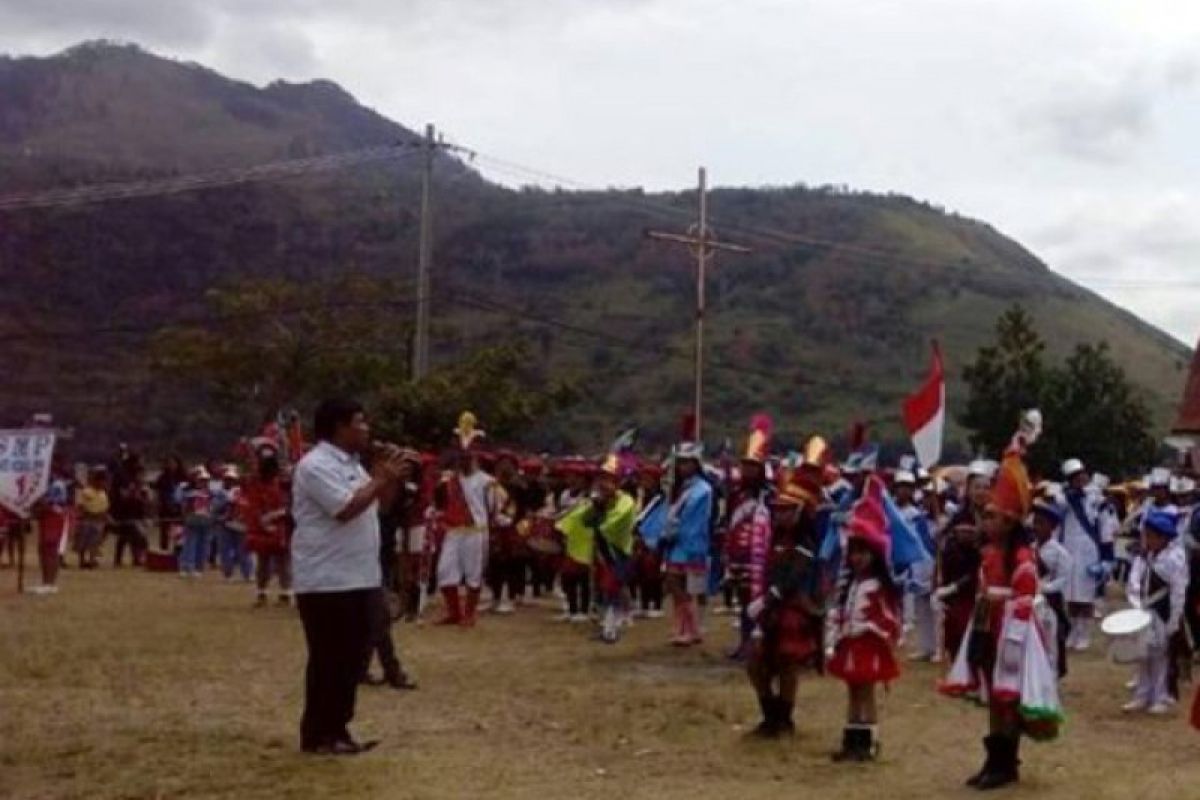 Kecamatan Pangururan gelar lomba marching band