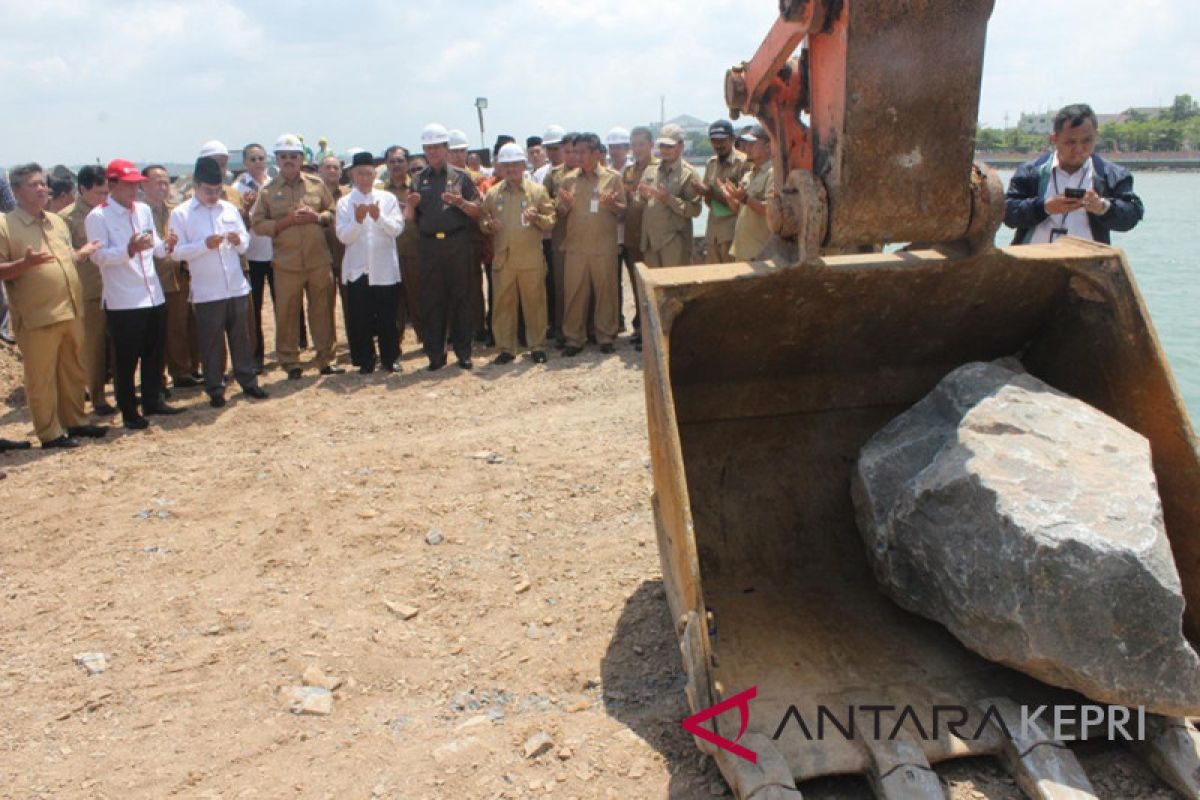 BWS II bangun pengaman pantai di Tanjungpinang