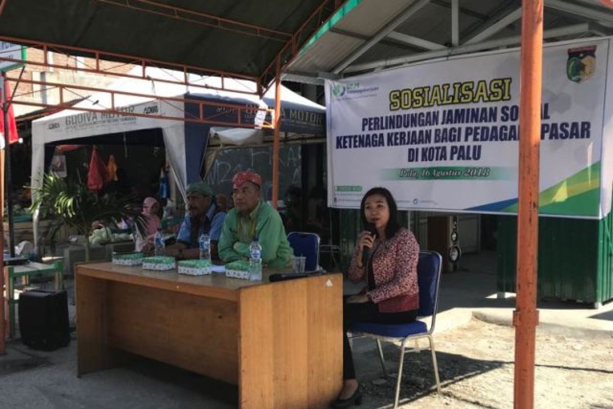 BPJS Ketenagakerjaan Palu sosialisasi jaminan sosial kepada pedagang pasar