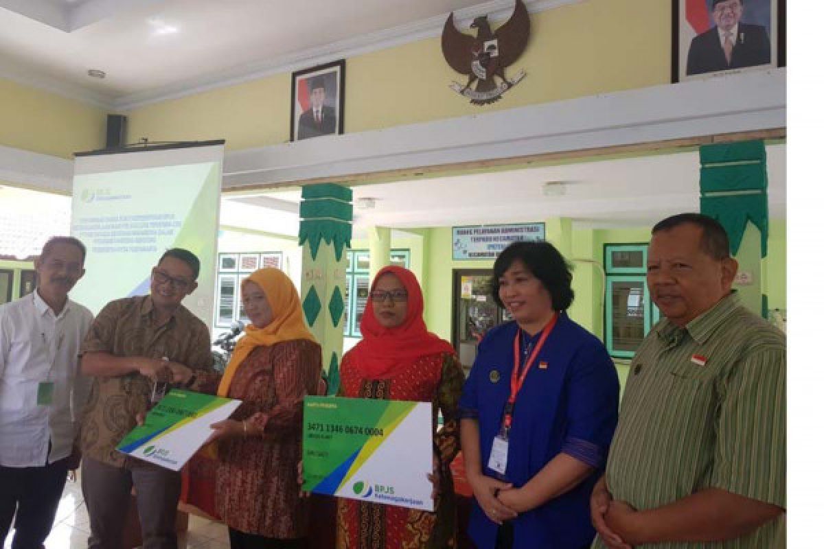 Yogyakarta lanjutkan program kemandirian usaha kecil
