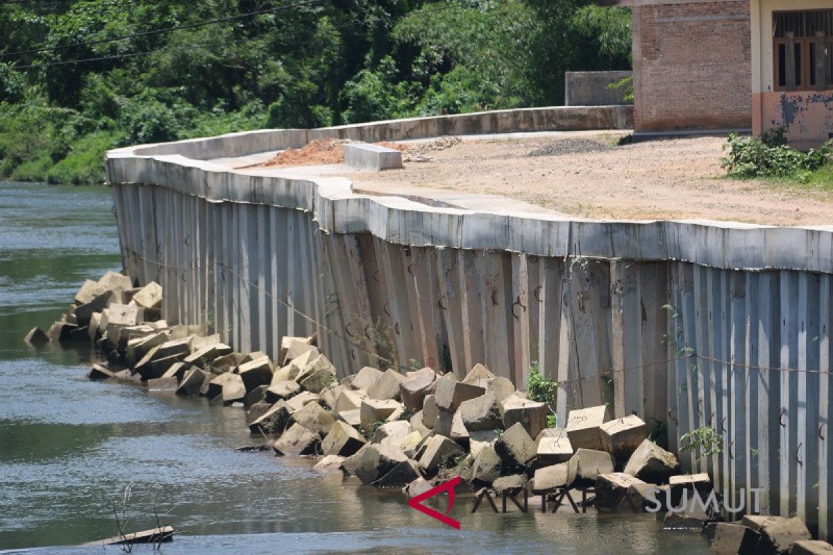 Beginilah kondisi proyek penahan tanah Sungai Sibuluan