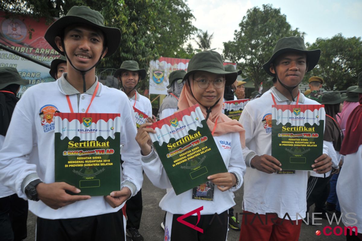 BUMN Hadir - Siswa Kaltara belajar "digital learning" dari Telkom