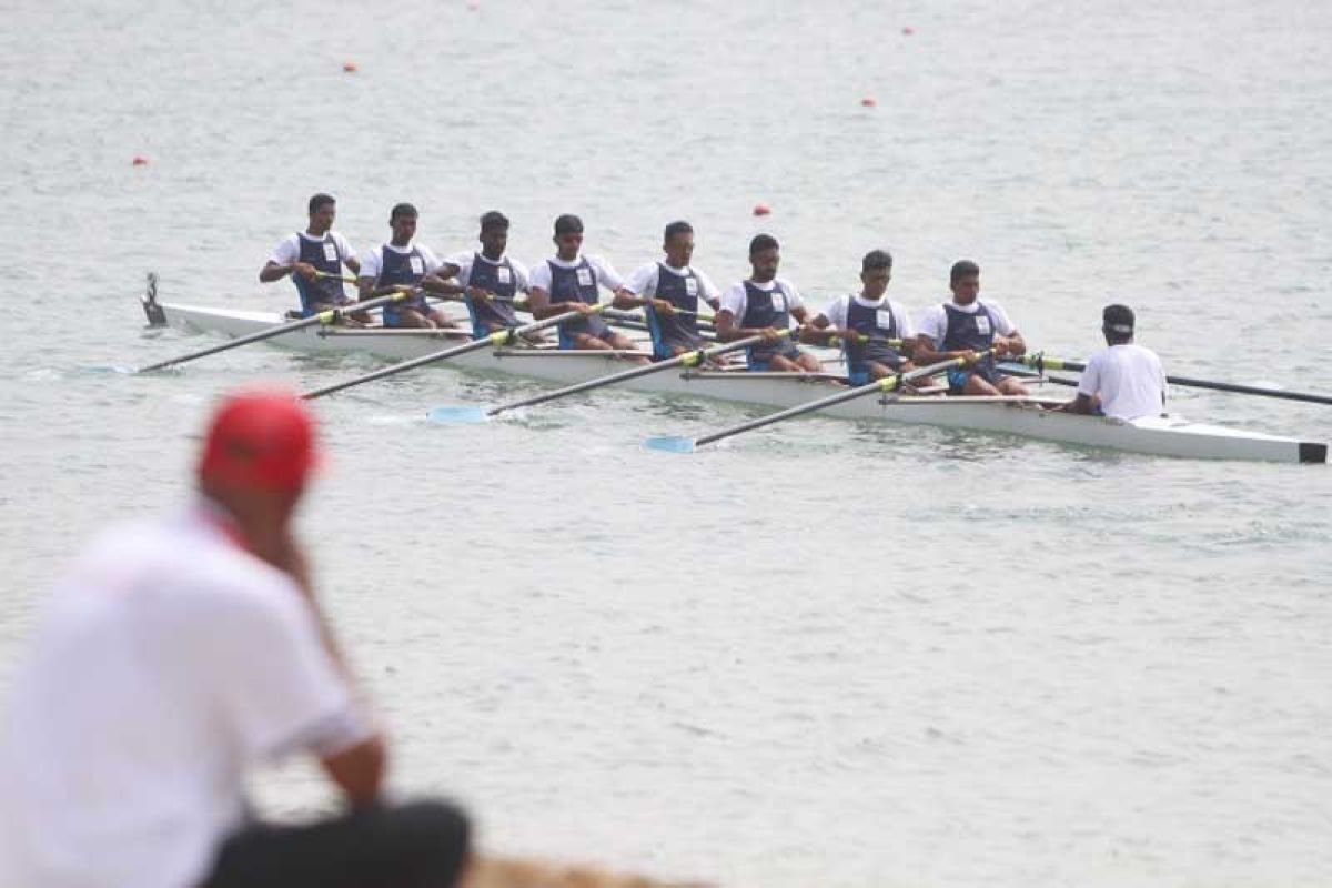 Asian Games (Dayung) - Delapan emas diperebutkan dalam final rowing pertama