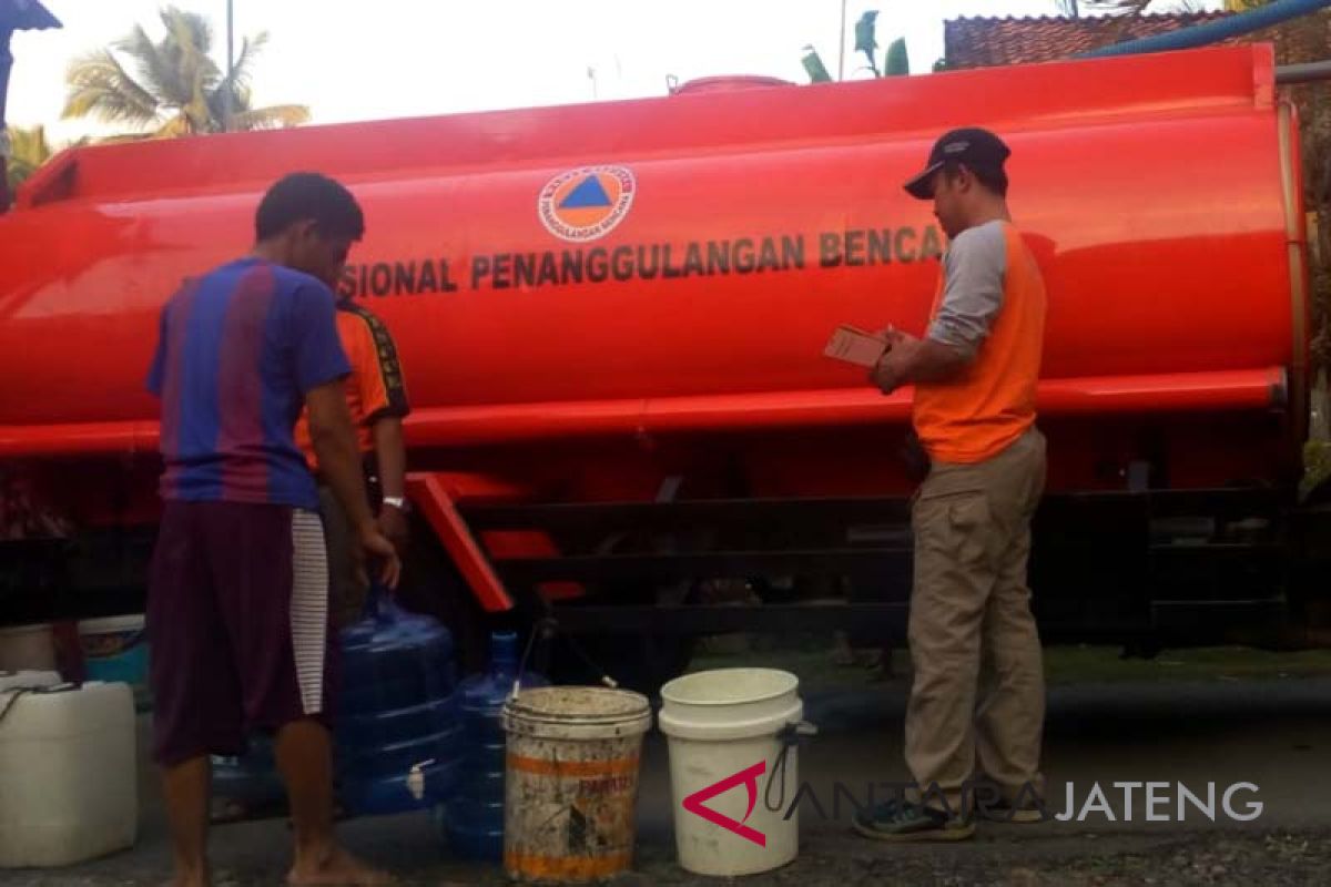 Cilacap salurkan bantuan air bersih selama Idul Adha