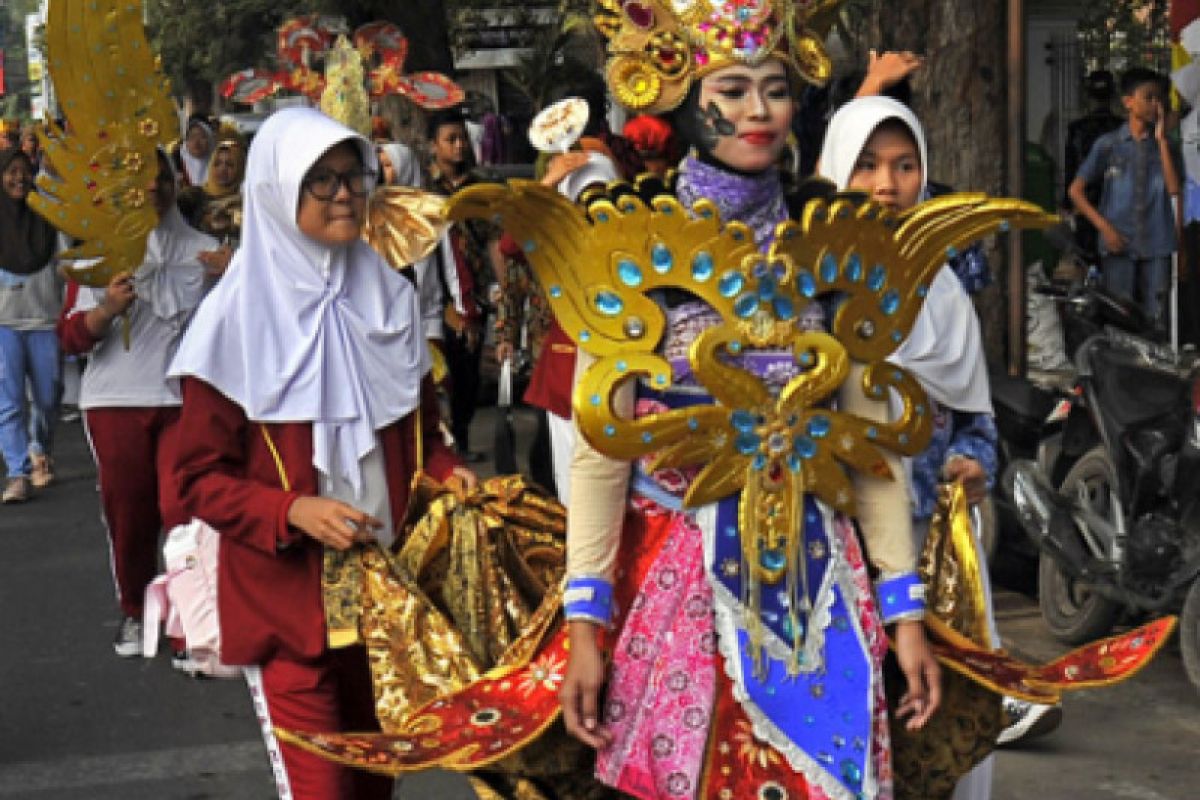 Festival Pelestarian Budaya Bangsa Sambut HUT RI