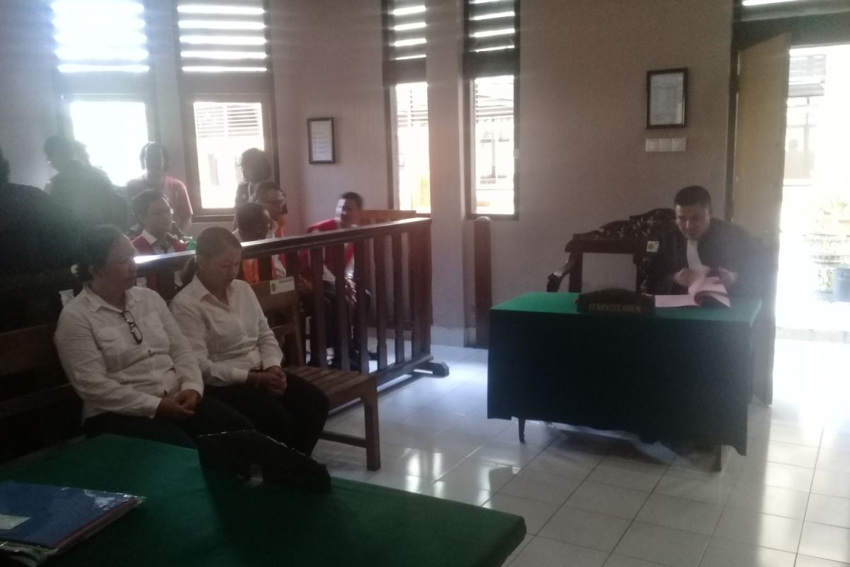 Jaksa tuntut pegawai Pemkot Denpasar 2,5 tahun