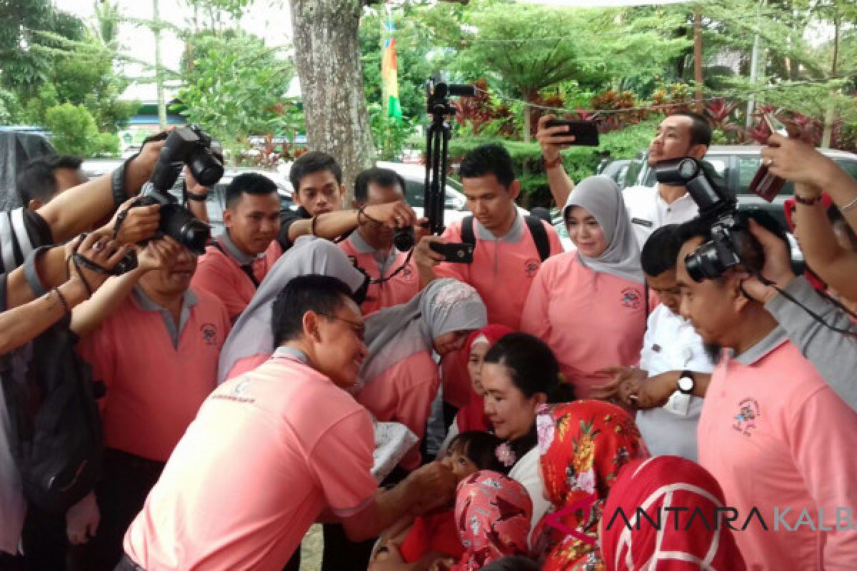 West Kalimantan`s media urged to ensure success of MR immunization