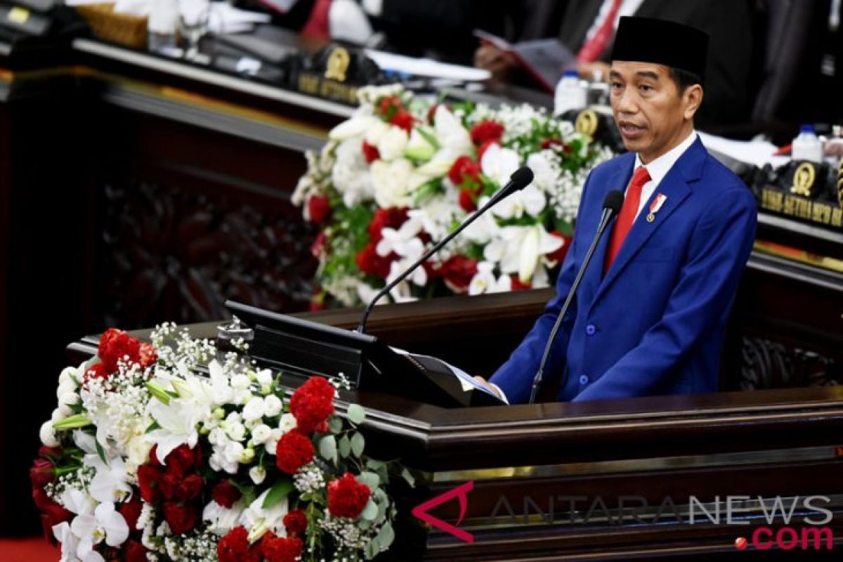 Presiden kenakan busana Aceh dalam perayaan HUT RI