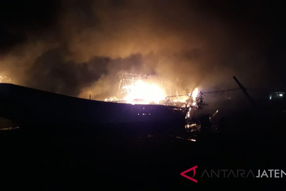 Kapal nelayan Juwana Pati kembali terbakar