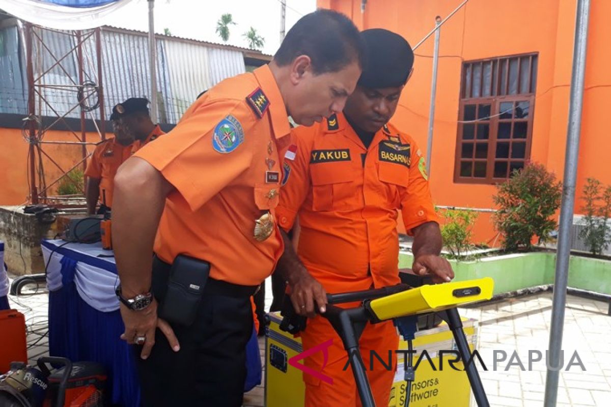 Basarnas pesan helikopter dan kapal penyuplai BBM