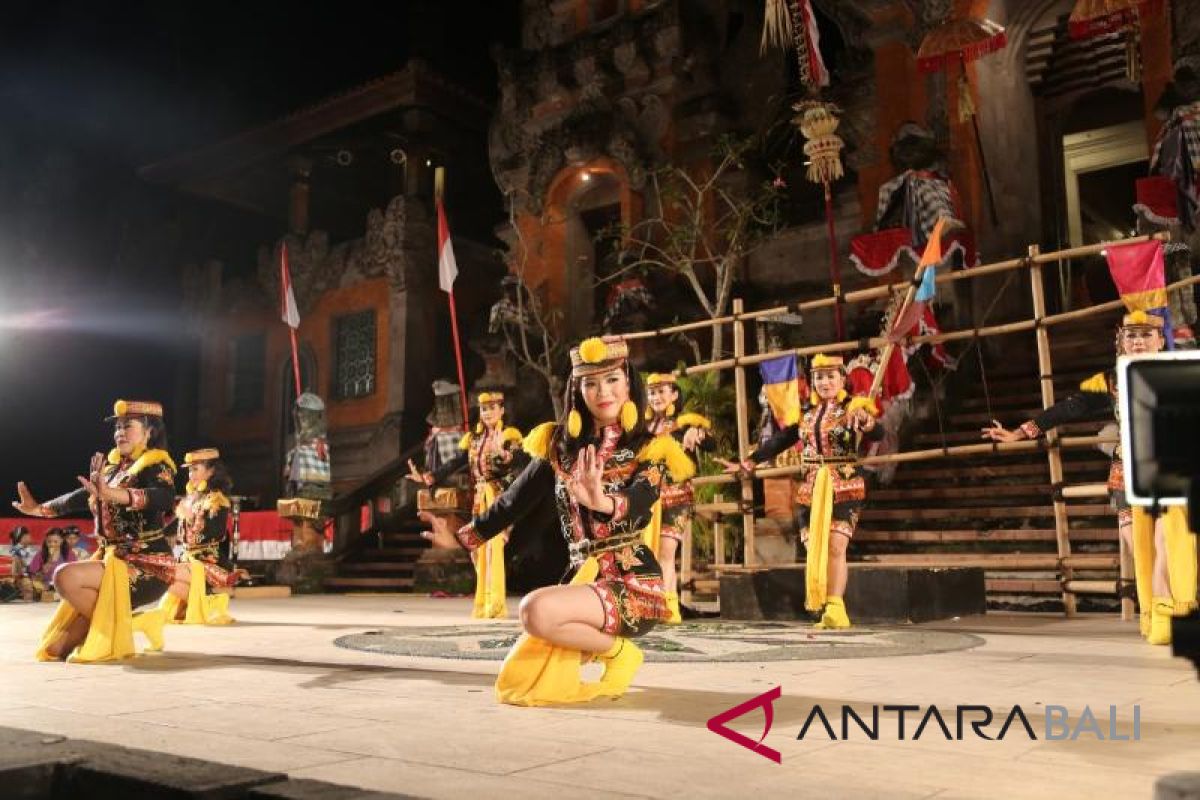 Kesenian Kulon Progo meriahkan HUT RI di Gianyar