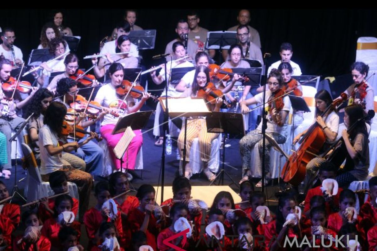 Orkestra OCAS bagian diplomasi budaya Indonesia-Spanyol