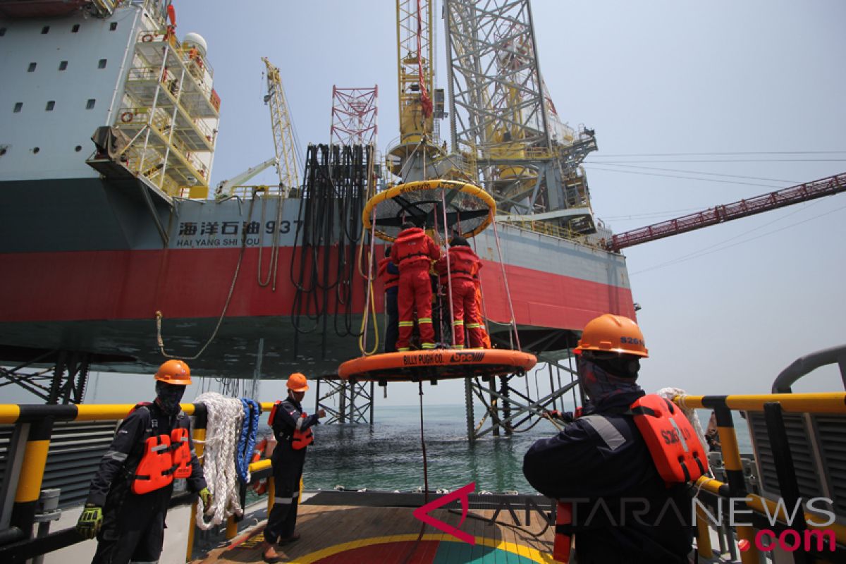 Covid-19 terus tekan harga minyak Indonesia hingga 34,23 dolar AS/barel