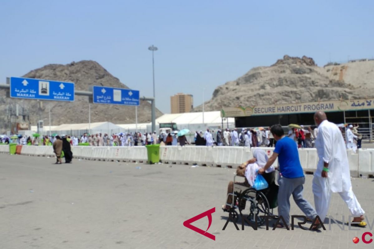 Laporan dari Mekkah - Menag evaluasi layanan kursi roda untuk jamaah