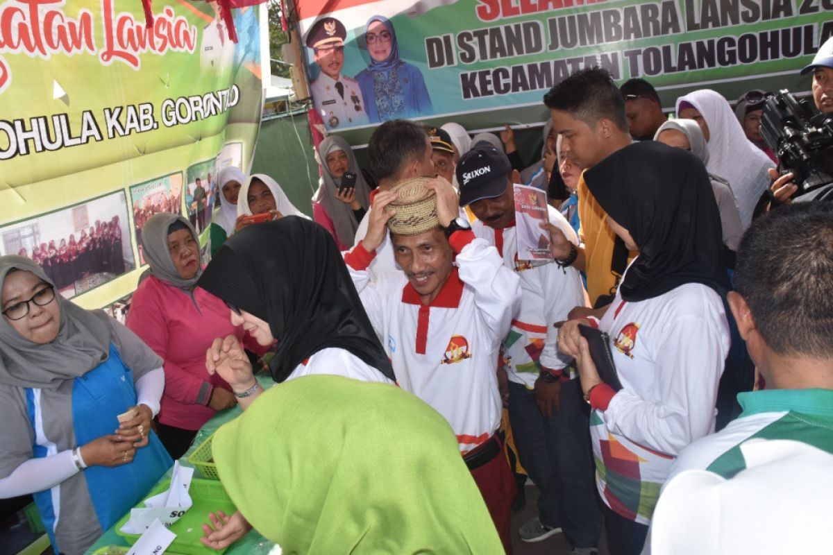 Pemkab Gorontalo Dukung Lansia Produktif