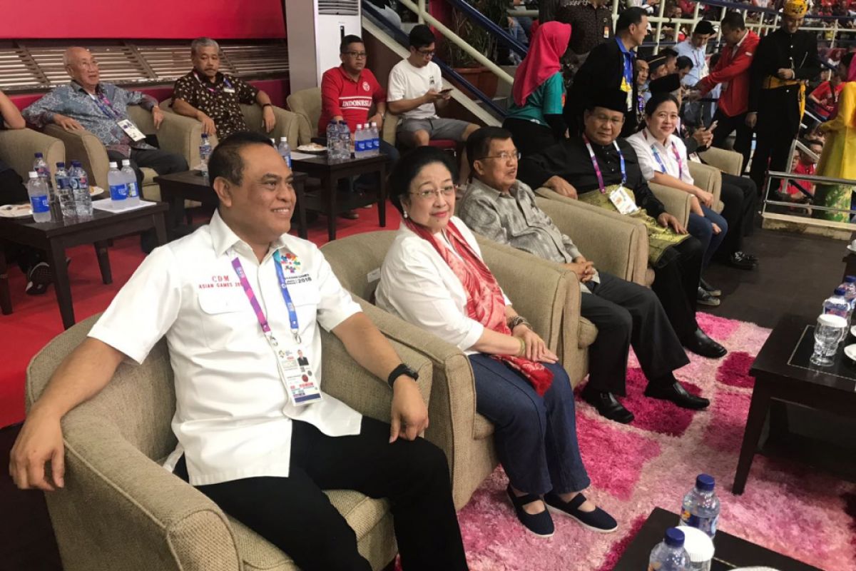 Jusuf Kalla-Megawati-Prabowo Duduk Berdampingan Saksikan Pencak Silat